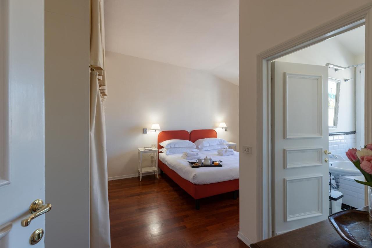 Damasco Penthouse With Terrace Near The Duomo * Florenz