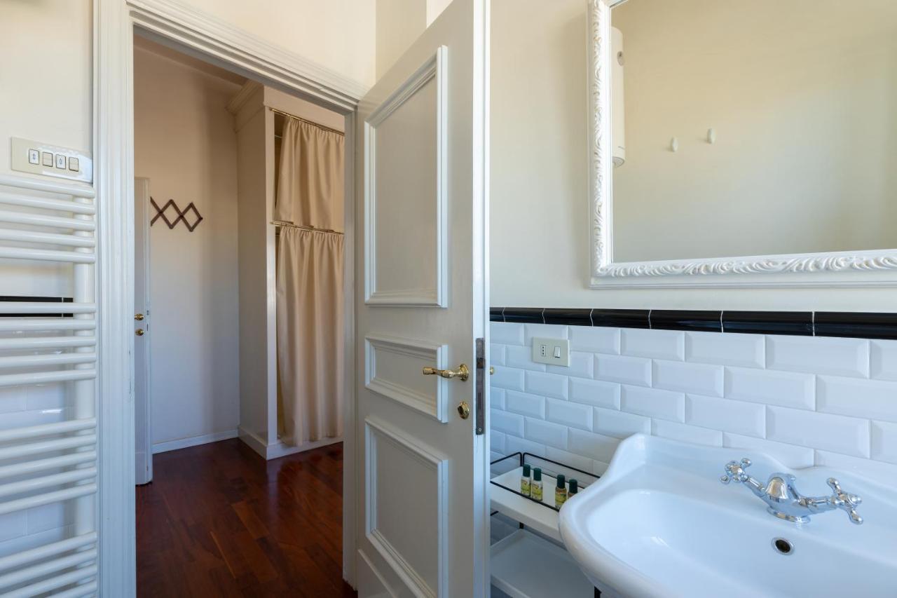 Damasco Penthouse With Terrace Near The Duomo * Florenz