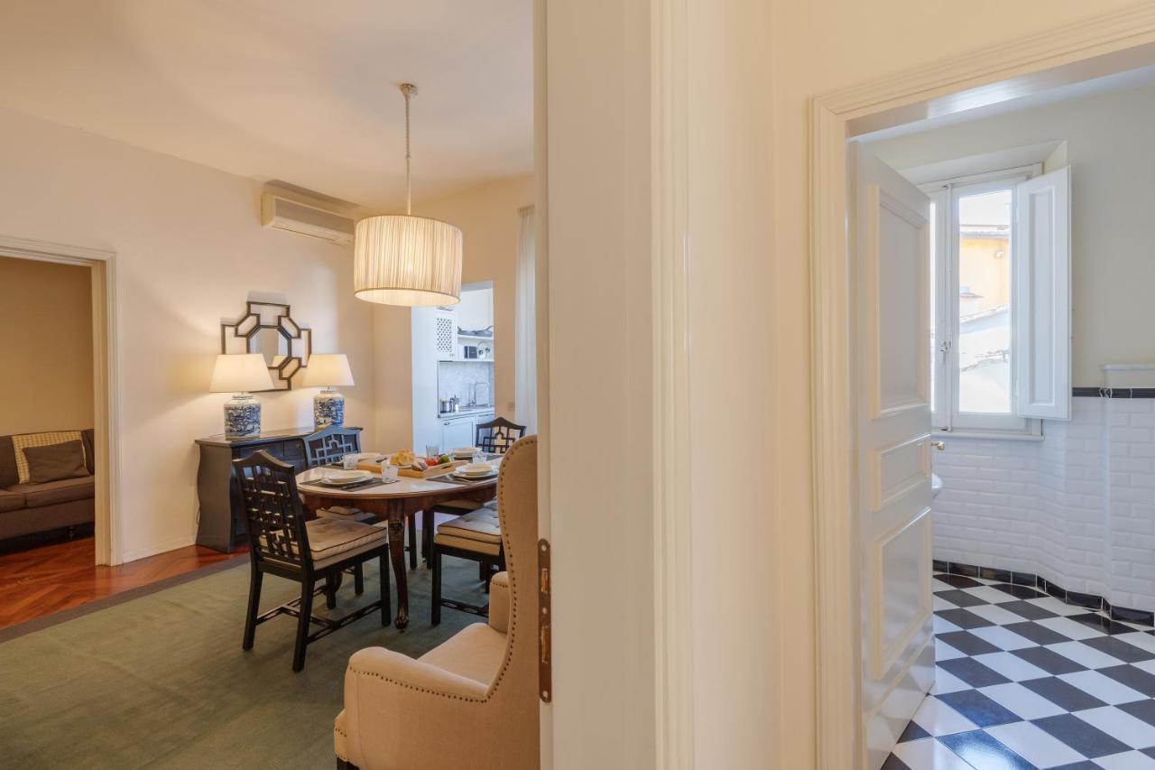 Damasco Penthouse With Terrace Near The Duomo * Florenz