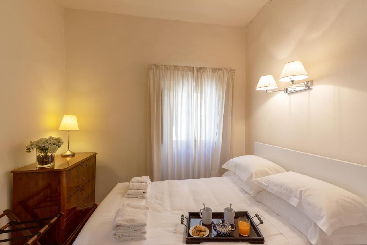 Damasco Penthouse With Terrace Near The Duomo Florenz